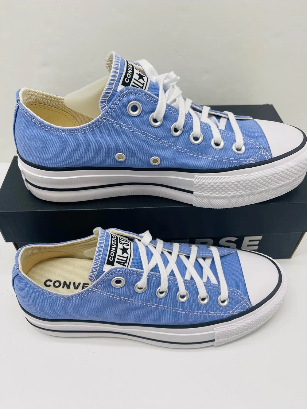 Converse CTAS Lift Ox Platform Sneakers Very Peri White Black A16105F NWT